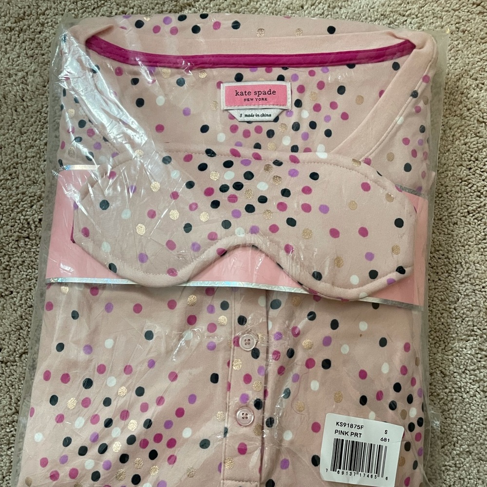Kate Spade pink henley jogger pajama set with eyes mask. New!